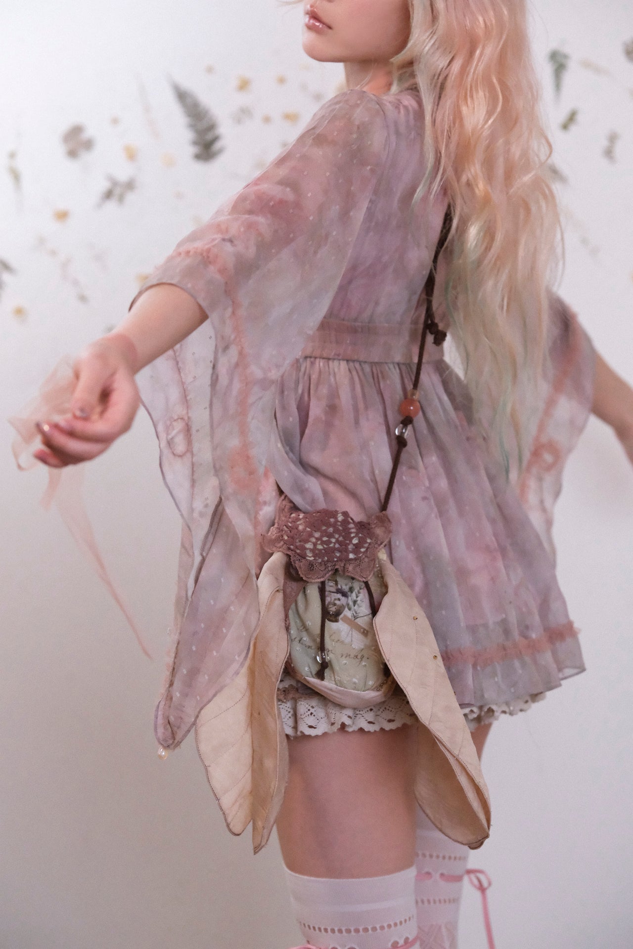 Rosé Isle Wonderful Creatures Series with Withered Wings Handmade Lace Composite Wing Single-Shoulder Bag