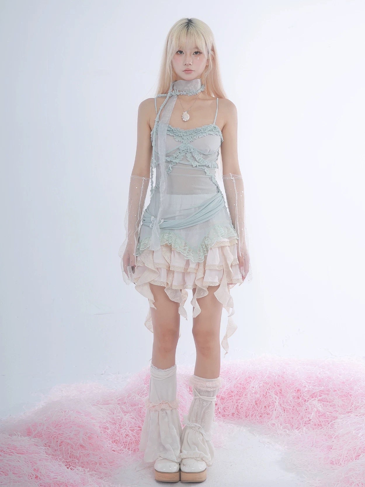 Made of sugar and dream - Rose Island Floral Crop Top Tank Linne