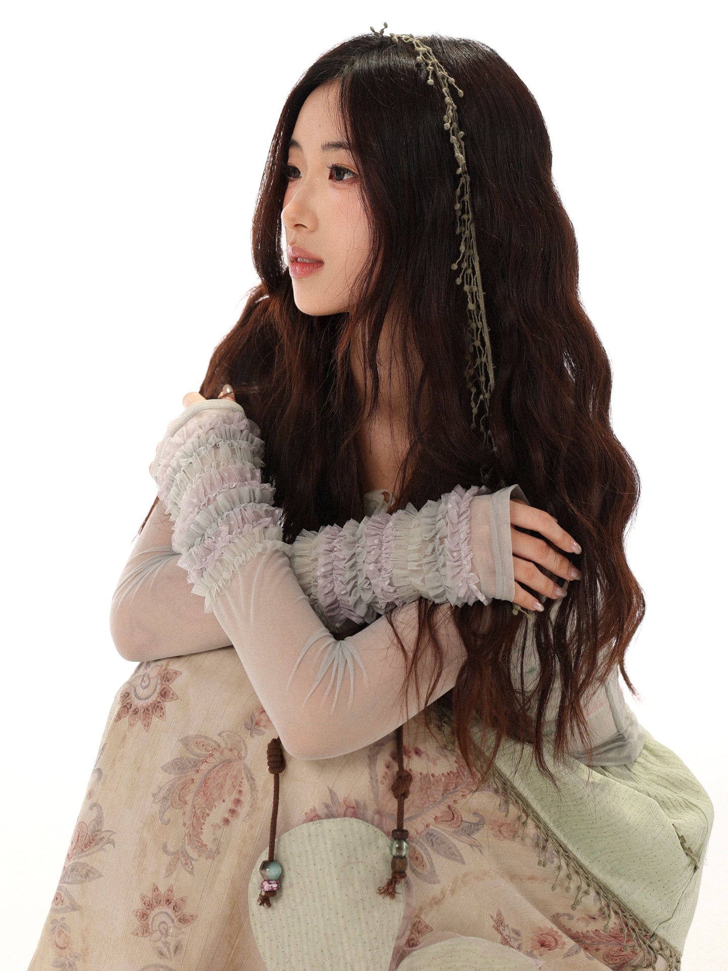 [Rose Island] Layer upon layer of islands, color-blocked ruffled edges, elastic layered double-color base shirt, light and transparent feel layered inside and out