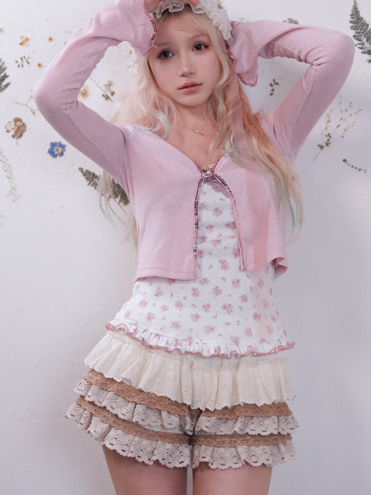 Rosé Isle Apricot Cake Pure Cotton Lace Ruffle High-Waist Base Shorts