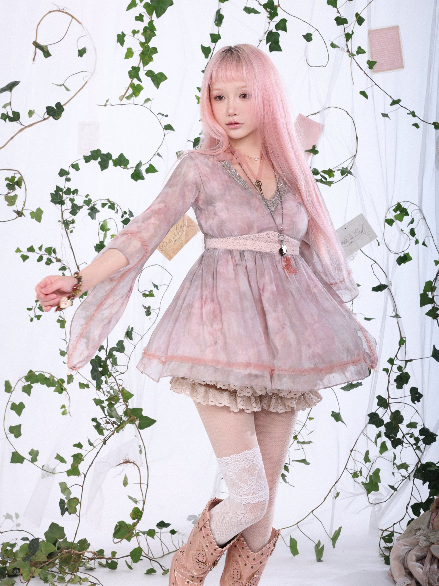 Rosé Isle Twinkling Light Hand-sewn Bead Placement Butterfly Sleeve Top with Short Skirt
