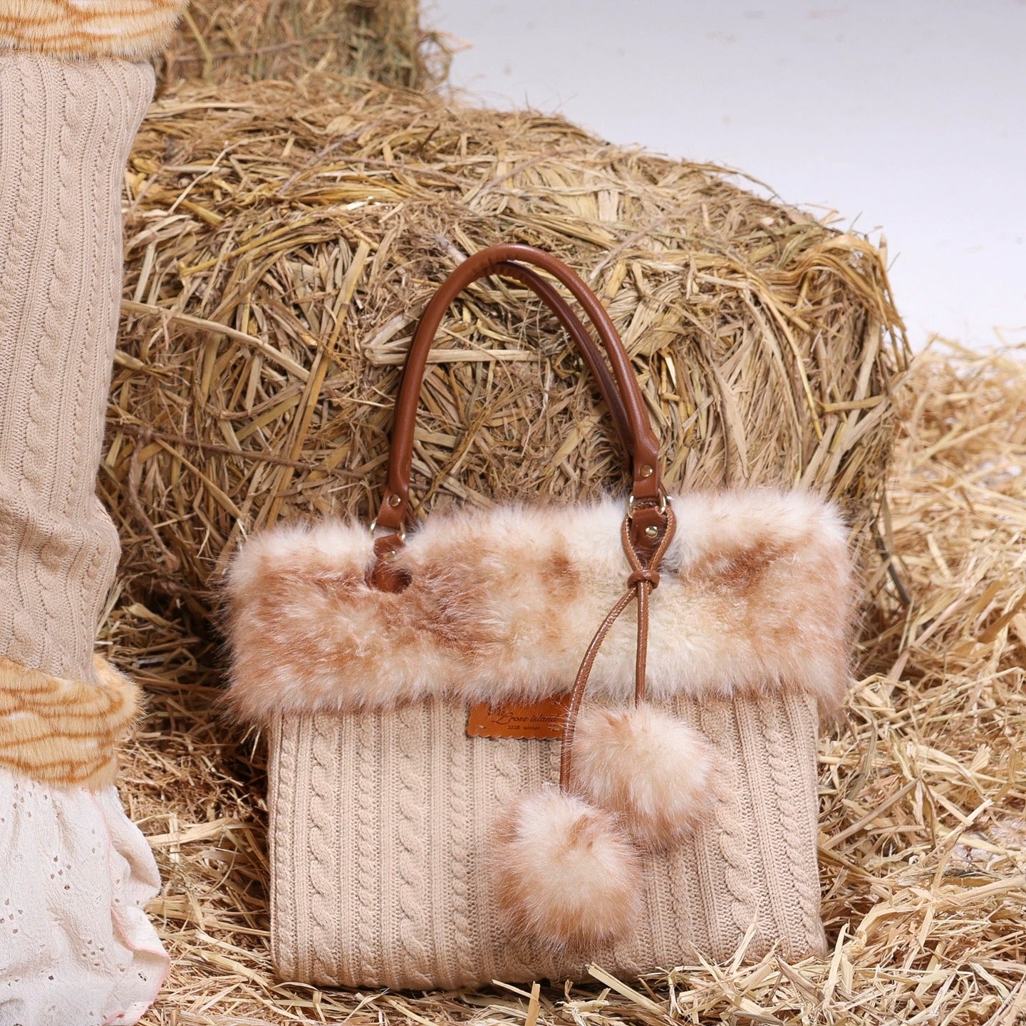 Rose Island Toto Deer Warm Eco-Friendly Fur Spliced Knitted Fabric Tote Bag, Large Capacity for Commuting