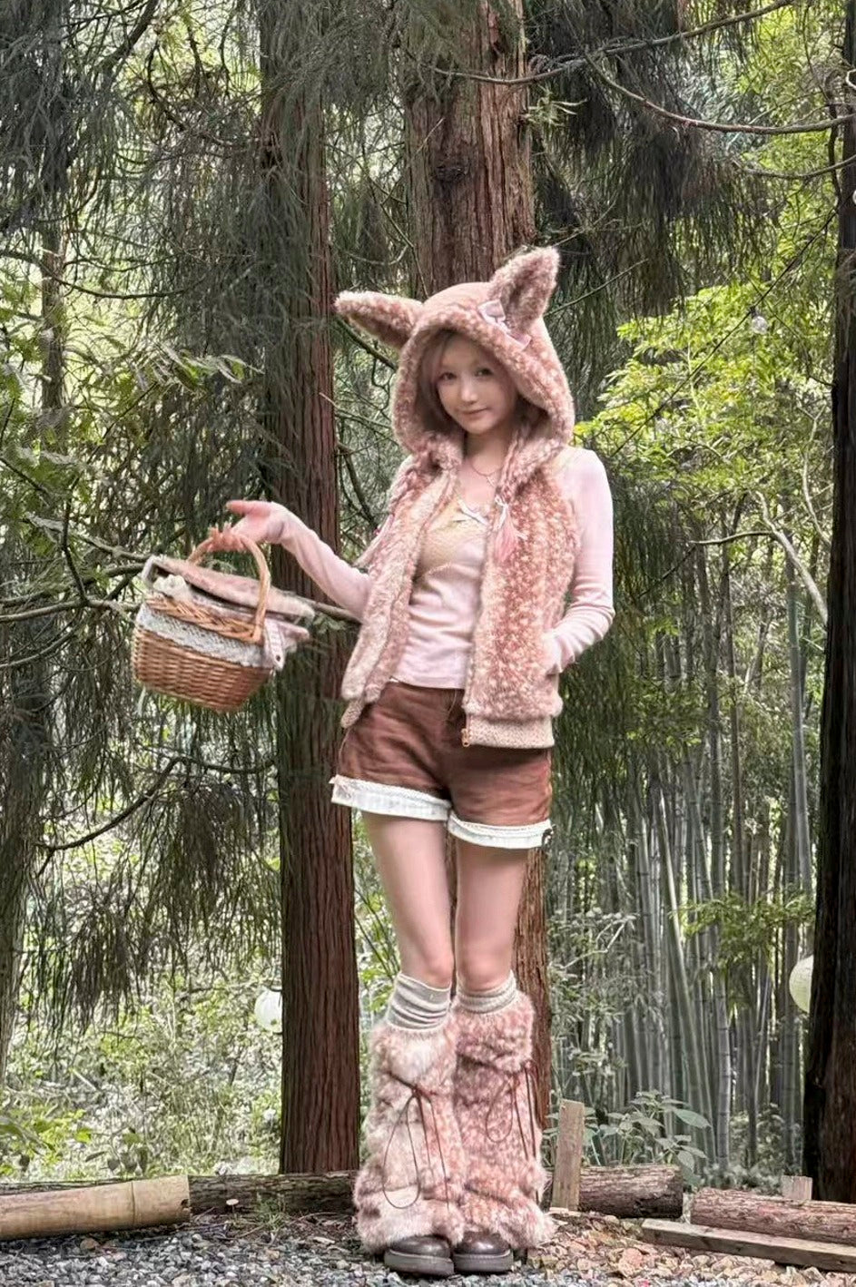 Rose Island Deer Vest, seasonally matched, slim-fit deer pattern fur vest